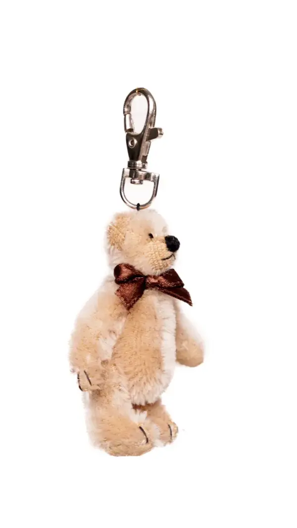 Keychain, Teddy Hugo